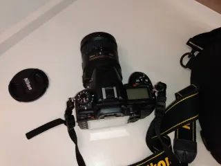 Cámara Nikon D7000 + Objetivo AF-S DX