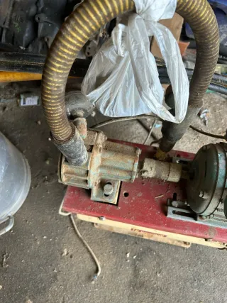 Ordeñadora de leche La Nacional