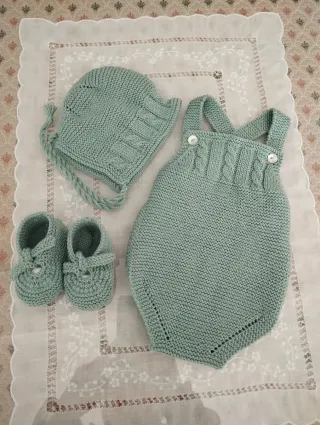 Conjunto ranita, gorro y patucos bebé algodón