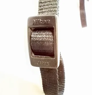 Nikon correa original