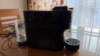 Cafetera Nespresso DeLonghi