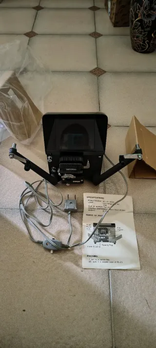 Moviola Imperial 8mm con scatola originale.