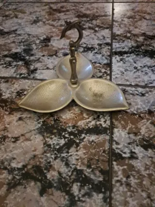 Centro de mesa decorativo de metal