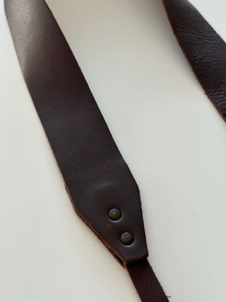 Correa para Cámara en Cuero Artesanal