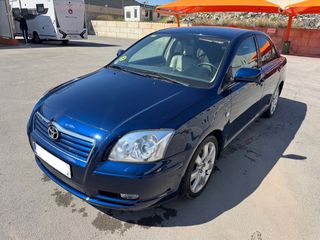 Toyota Avensis 2004