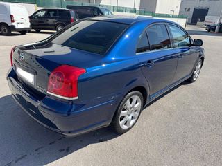 Toyota Avensis 2004
