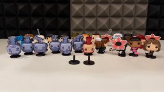 13 supporti Funko Pop Stranger Things misti