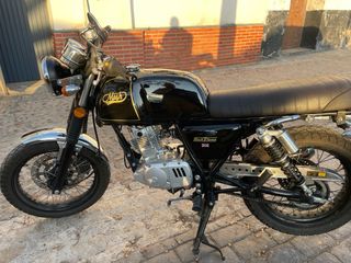 Moto Mash 125cc Negra