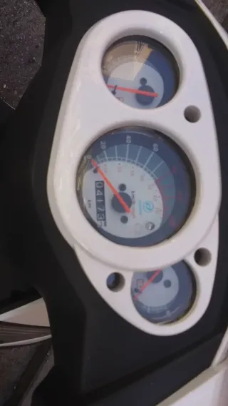 Moto Scooter 125cc Automática