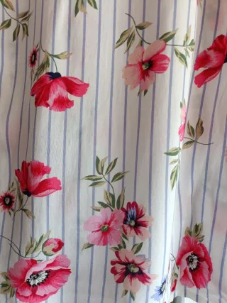 Blusa Stradivarius flores rayas