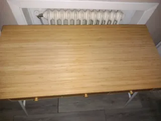 Escritorio bambú y metal