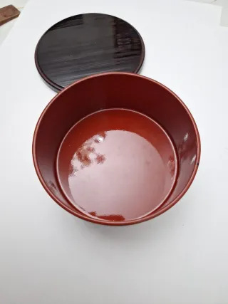 Caja Oriental Laqueada Negra y Marrón