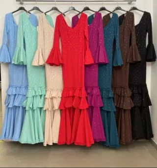 Traje de Flamenca Azul con Volantes