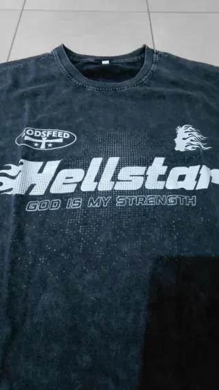 T-shirt Hellstar
