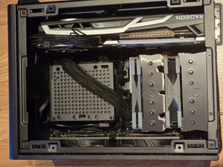 PC GAMING ASUS 550, SAPPHIRE NITRO RADEON RX6700XT