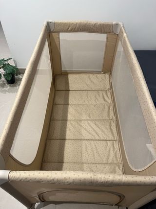 Cuna de Viaje Kinderkraft Casi Nueva