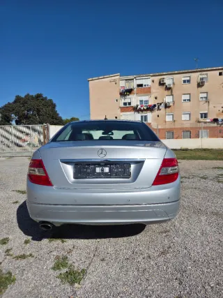 Mercedes-Benz Clase C 2007