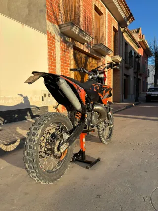 KTM Enduro/Motocross Moto