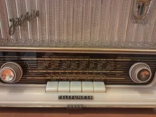 Radio Telefunken Jubilate 8 Vintage