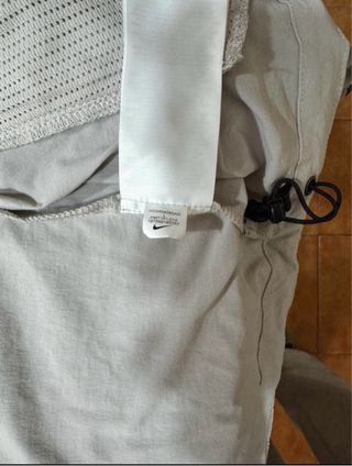 Chaqueta Nike Tech Fleece Tejido Woven Gris/Blanco