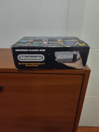 Nintendo NES Classic Mini Consola