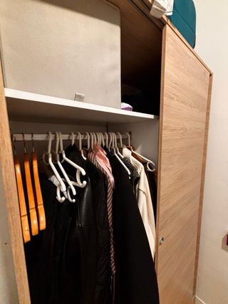 Armario puertas correderas madera