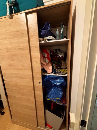 Armario puertas correderas madera