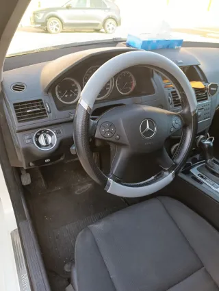 Mercedes-Benz Clase C 2011