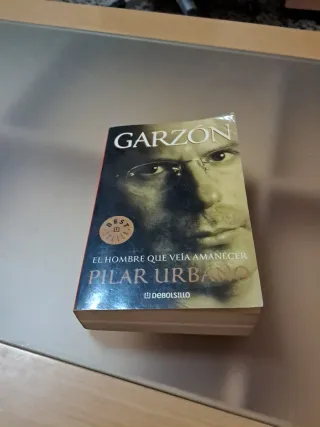 Garzon: El Hombre Que Veia Amanecer / the Man W...