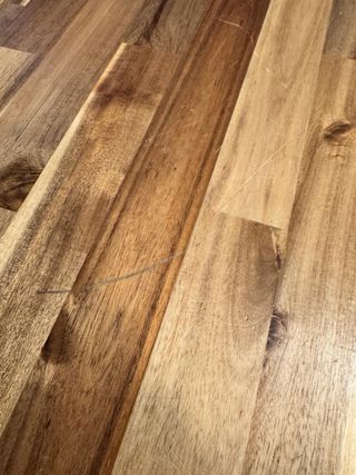 Mesa alta madera y metal IKEA