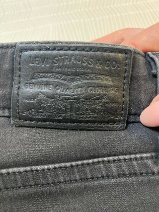 Levi's 711 Skinny Donna W25 L30 Grigio