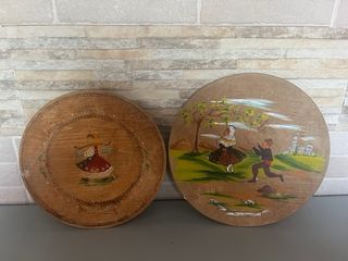 Platos decorativos en ceramica, madera y chapado