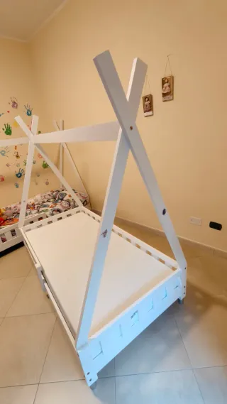 Lettino Montessori con materasso