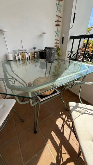 Mesa y 2 Sillas Hierro y Cristal