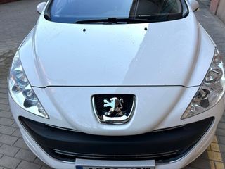 Peugeot 308 SW 2011