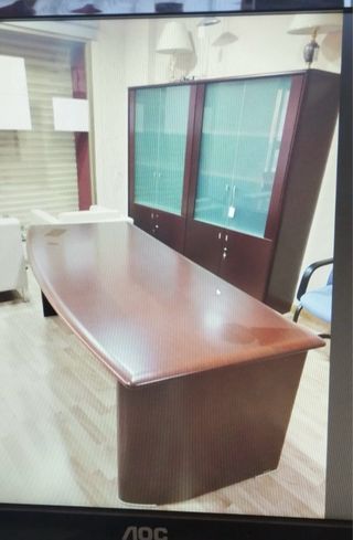 Mesa de oficina madera y cristal