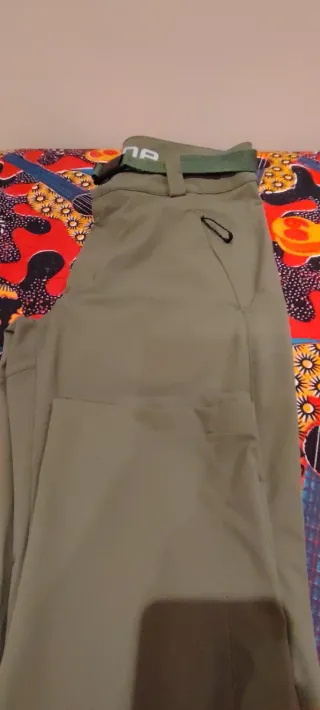 Pantalones Montaña mujer.Talla M. Marca Grifone.