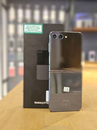 SAMSUNG Z FLIP 5 256GB NERO 100% BAT - 0 CICLI