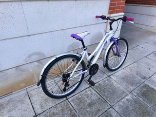 Bicicleta infantil DTB 24 morada y blanca