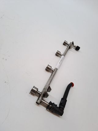 RAMPA INYECTORA OPEL INSIGNIA BERLINA 502778