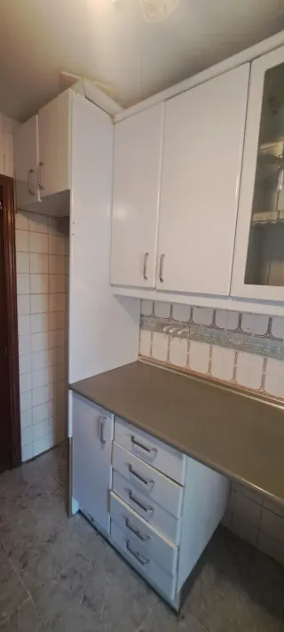 Conjunto Muebles de cocina blancos y grises