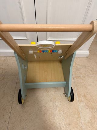 Andador de madera Montessori para bebé actividades