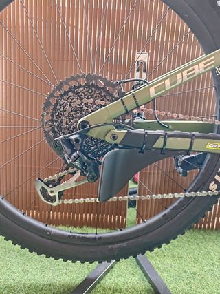 Protector cambio MTB