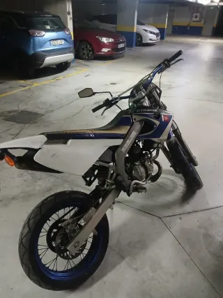 Derbi Senda Xtreme Supermotard Azul/Blanca