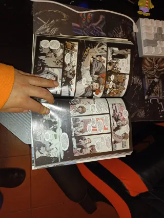 Batman: Caballero Blanco (DC Black Label Pocket)