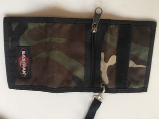 Monedero Eastpak Camuflaje