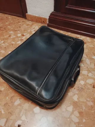 Maletín vintage negro