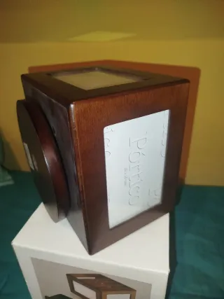 Caja porta fotos giratorio Pórtico