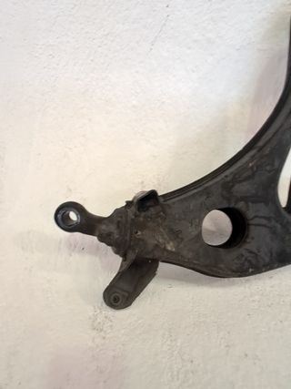 BRAZO SUSPENSION INFERIOR DELANTERO IZQUIERDO MERCEDES-BENZ