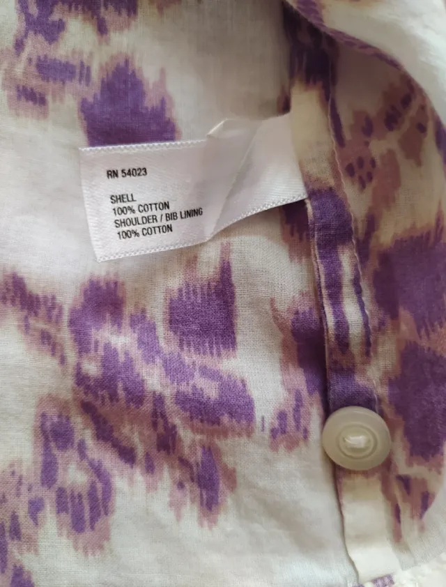 Blusa GAP floral lila morado Talla M